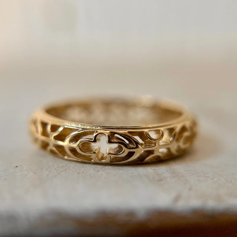 oval rings for women-Victorian Wedding band