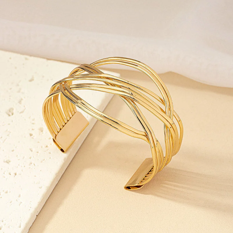 cuff bangles for women-Hip-hop Retro C Shape Alloy Plating Gold Plated Women's Bangle