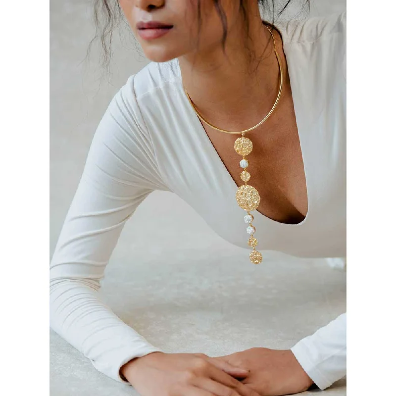 gold chain necklaces for women-Aarjavee Seet Golden Necklace