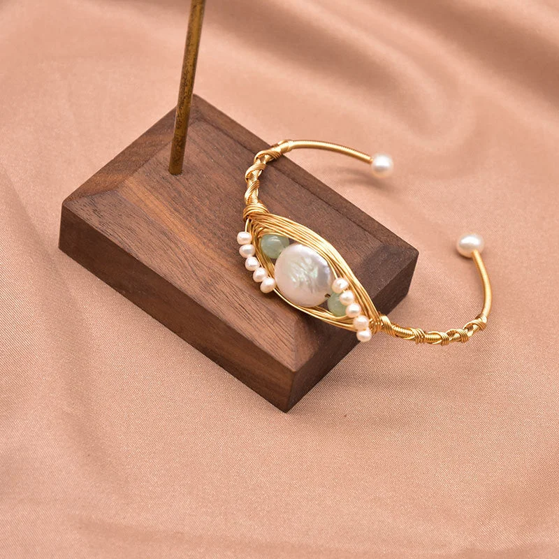 Jade Open White Pearl Bracelet