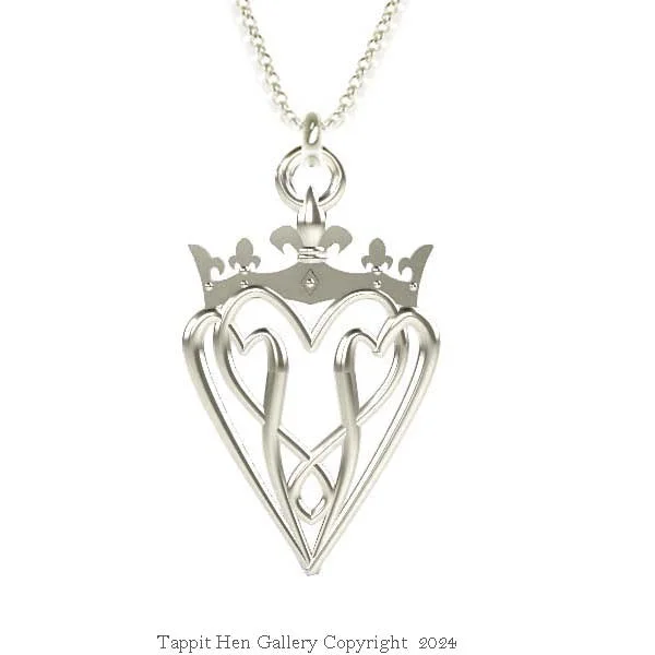 charm necklaces for women-EDINBURGH TRIPPLE HEART LUCKENBOOTH NECKLACE IN SILVER