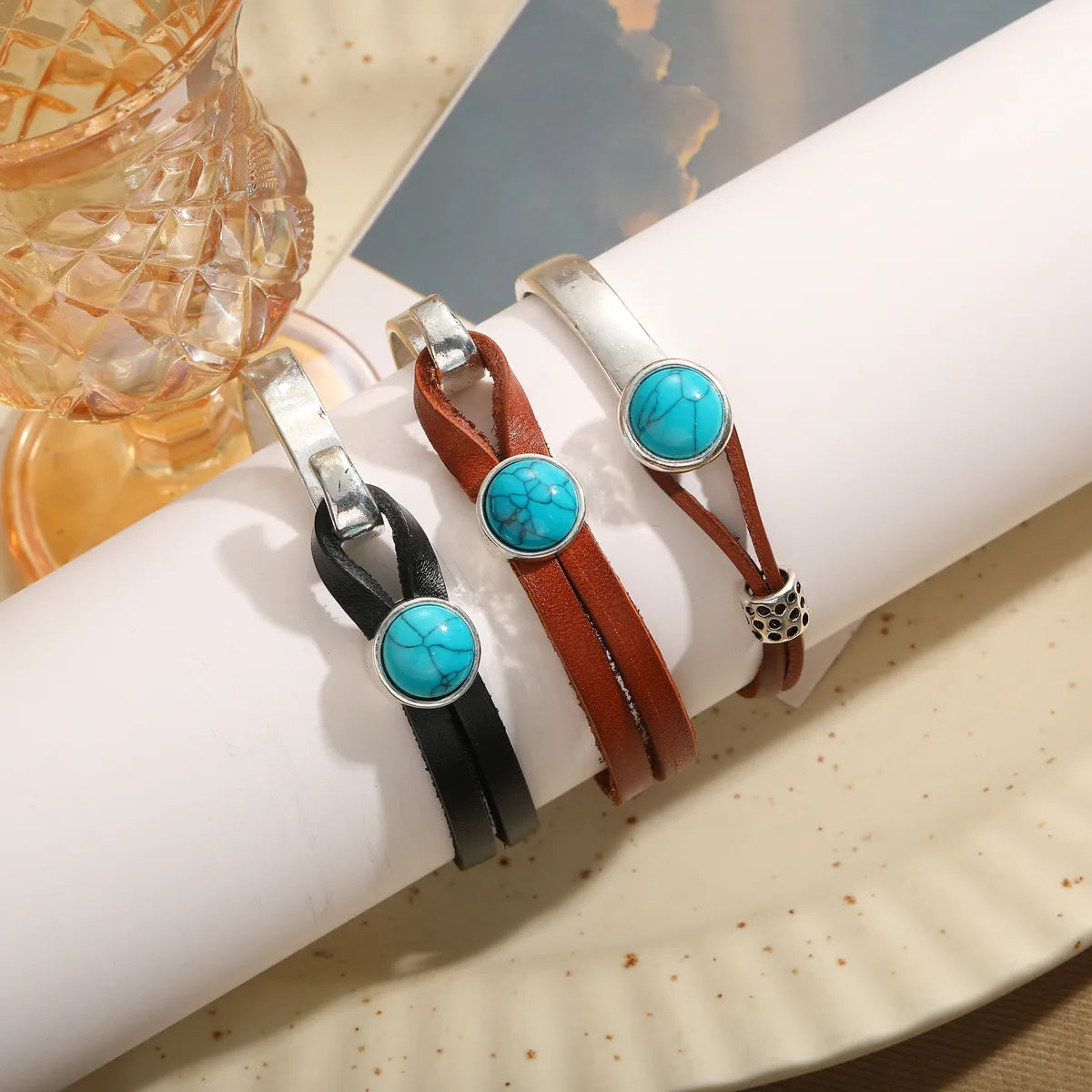 luxury bracelets for women-Vintage Style Simple Style Round Alloy Leather Rope Inlay Turquoise Unisex Wristband