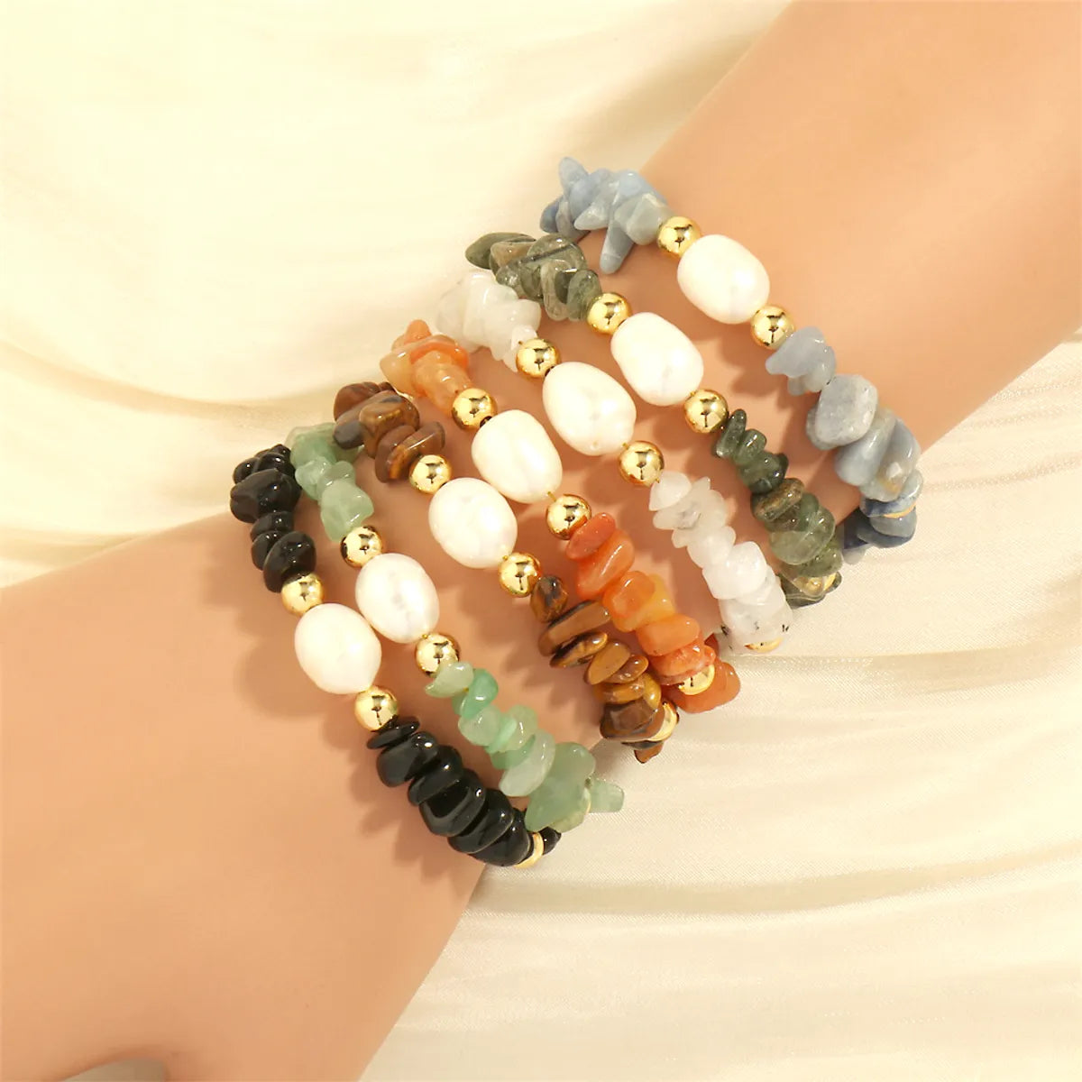 trendy bangles for women-Bohemian Simple Style Irregular Freshwater Pearl Gravel Wholesale Bracelets