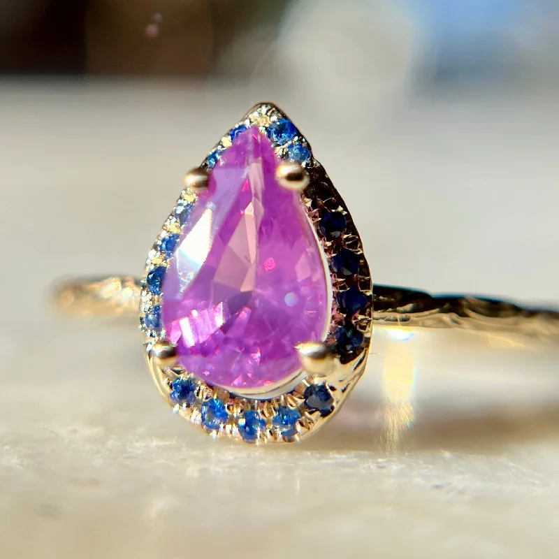 unique rings for women-1.15ct Sri Lanka Sapphire Oona