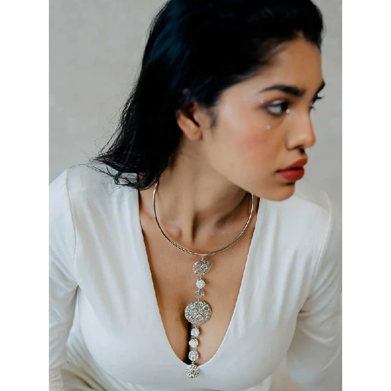 turquoise necklaces for women-Aarjavee Seet Silver Necklace