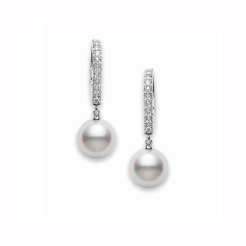 luxurious stud earrings for women-Classic Elegance Akoya Cultured Pearl Lever Back Earrings