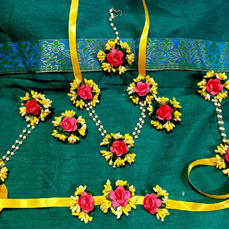 custom necklaces for women-Kavya's Kreation Flower Necklace Set for Haldi Ceremony / Baby Shower