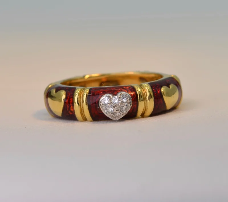 custom-designed engagement rings for women-18K Yellow Gold Red Enamel wedding band with heart-shaped pave diamond center