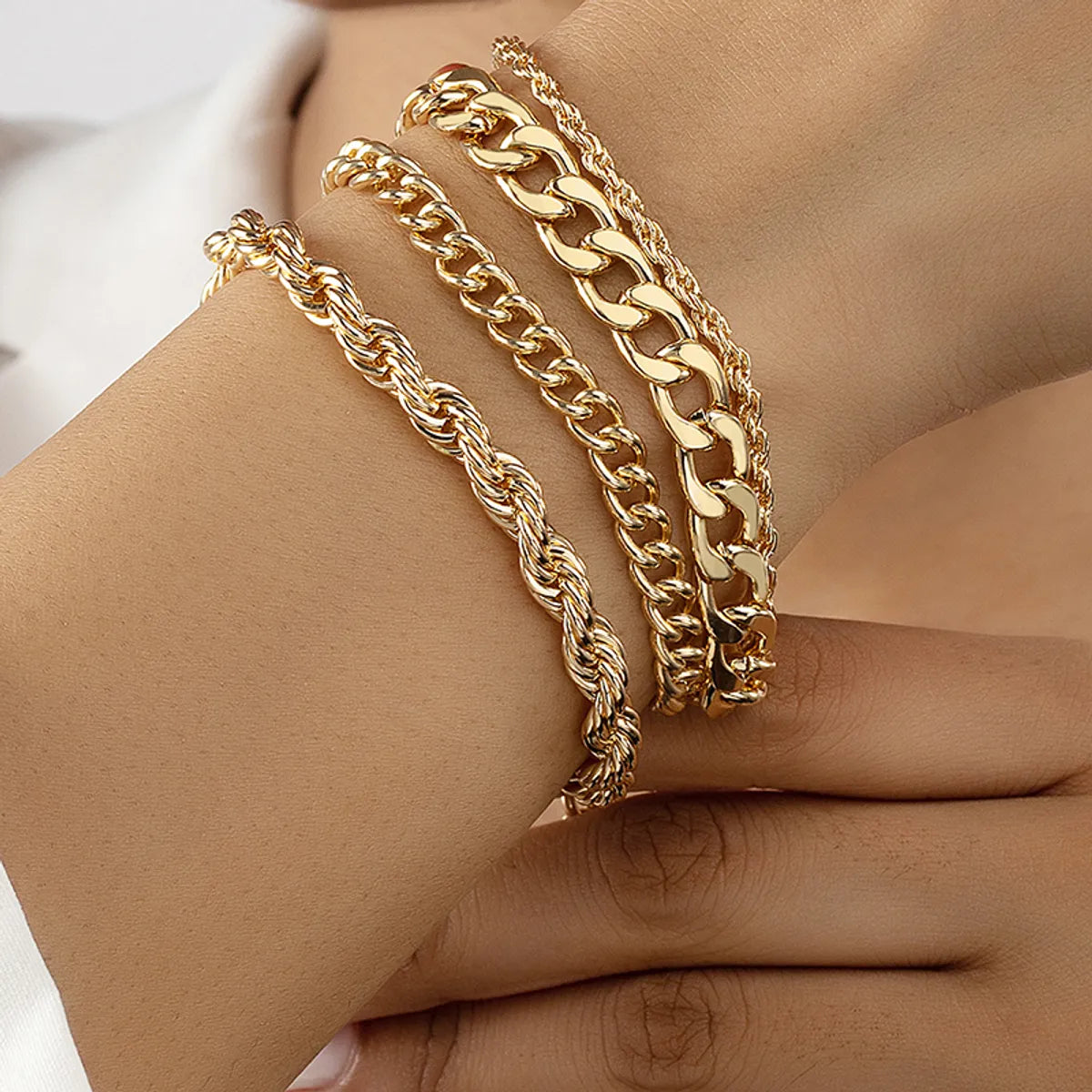 personalized bangle bracelets for women-Simple Style Geometric Alloy Plating 14k Gold Plated Women's Bracelets