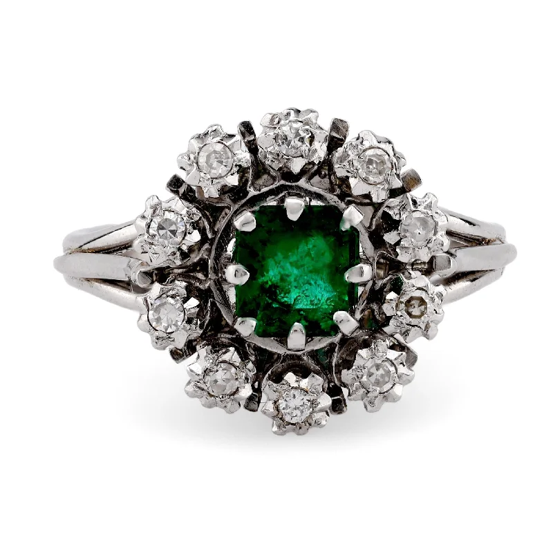 classic rings for women-Mid Century Emerald Diamond 18K White Gold Cluster Ring