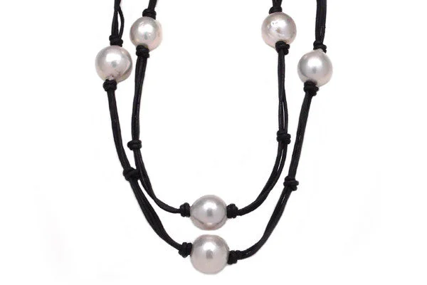 adjustable necklaces for women-Freshwater Cultured Pearl Leather Necklace