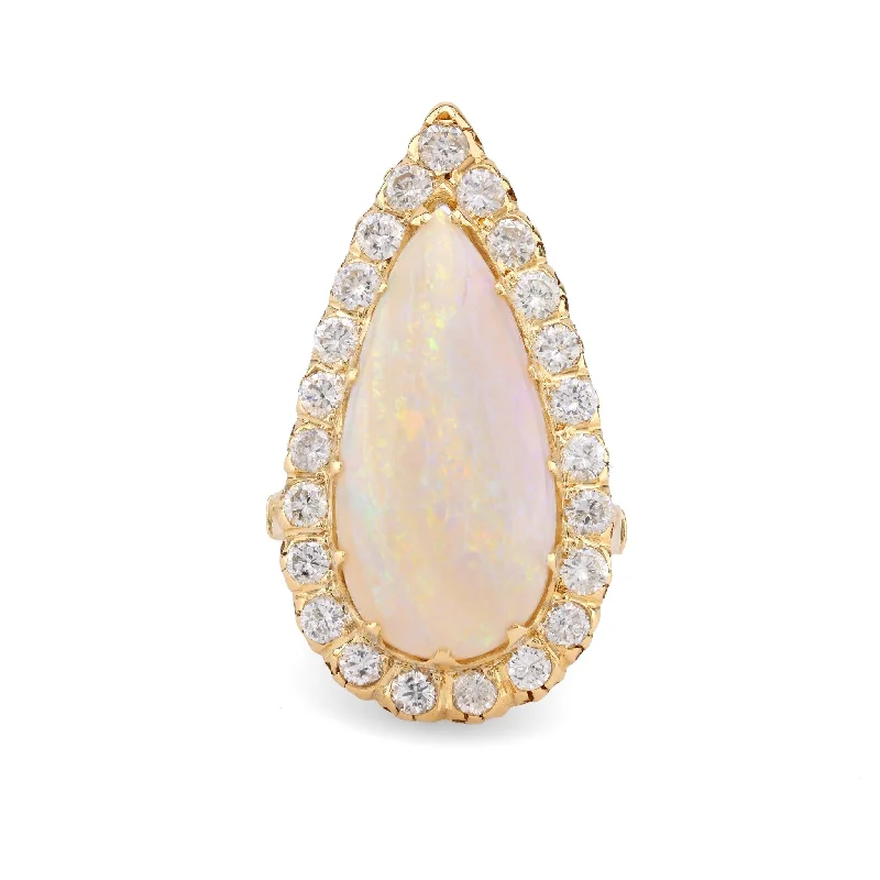 silver rings for women-Vintage 5.7 Carat Pear Shape Opal Diamond 18K Yellow Gold Cocktail Ring