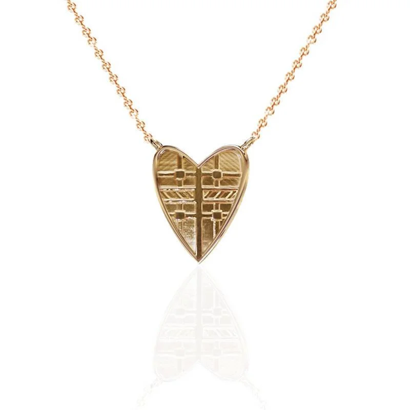 bohemian necklaces for women-Tartan Heart Necklace in Solid Gold